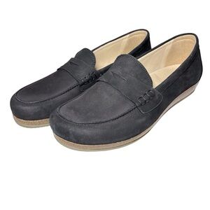 NWOT Stegmann Victoria loafer size 10